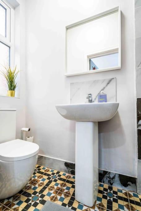 דירות ברמינגהאם Beautiful Flat With Free Parking מראה חיצוני תמונה